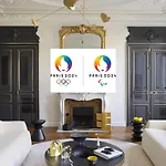 Avenue Des Champs-elysees, D'exception Apartment